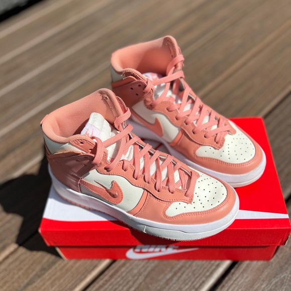 𝐍𝐈𝐊𝐄 𝐃𝐮𝐧𝐤 𝐇𝐢𝐠𝐡 𝐔𝐩 𝐖𝐨𝐦𝐞𝐧'𝐬 𝐒𝐧𝐞𝐚𝐤𝐞𝐫𝐬 - Picture 14 of 16